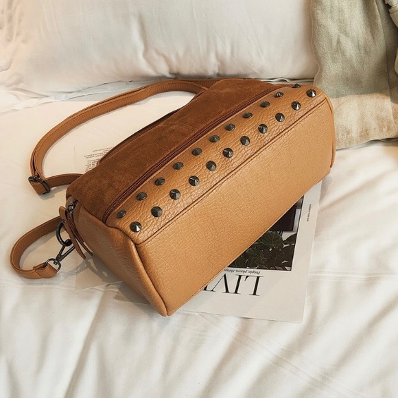 🔄🆕 BRISTOL Vol. 2 Studded Bag - Picture 4 of 8